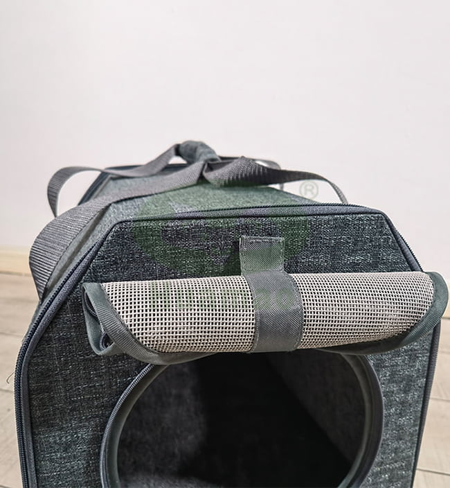 Breathable Large Size Foldable Pet Carrier