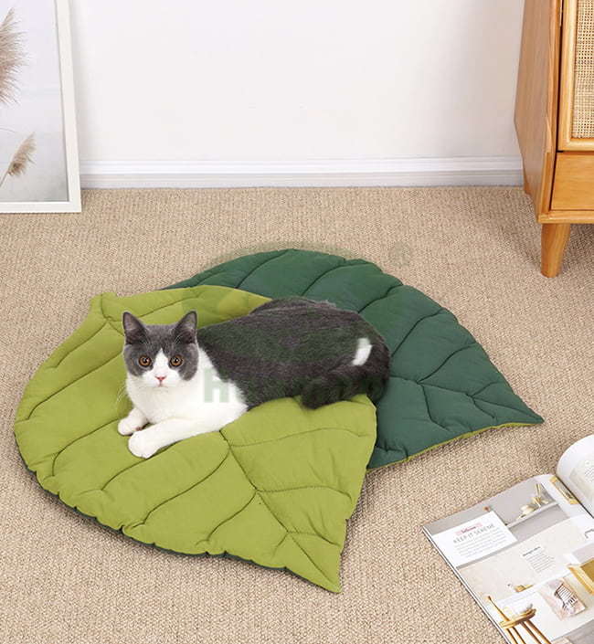 Convenient Storage Warm Pet Cushion