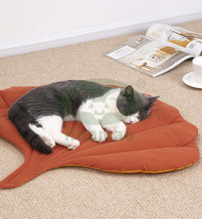 Convenient Storage Warm Pet Cushion